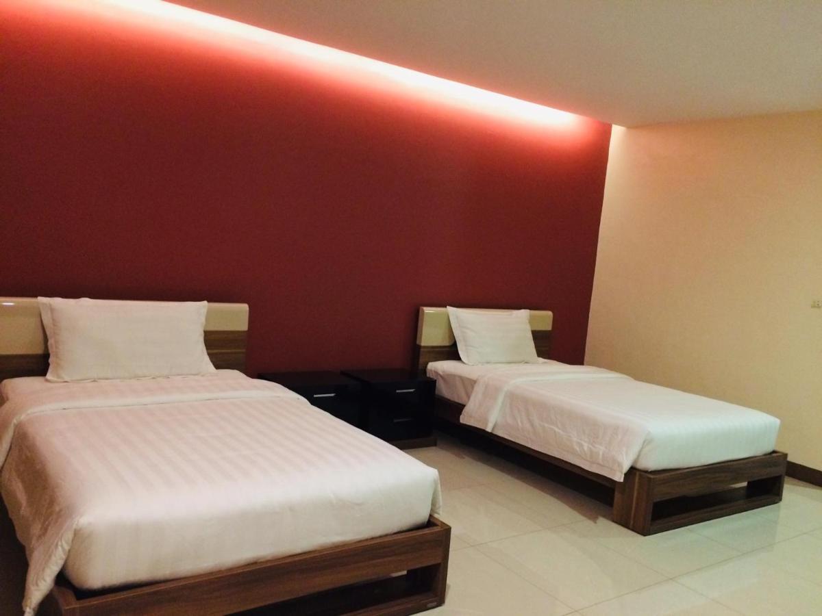 Ybc Grand Hotel Olongapo Exterior photo