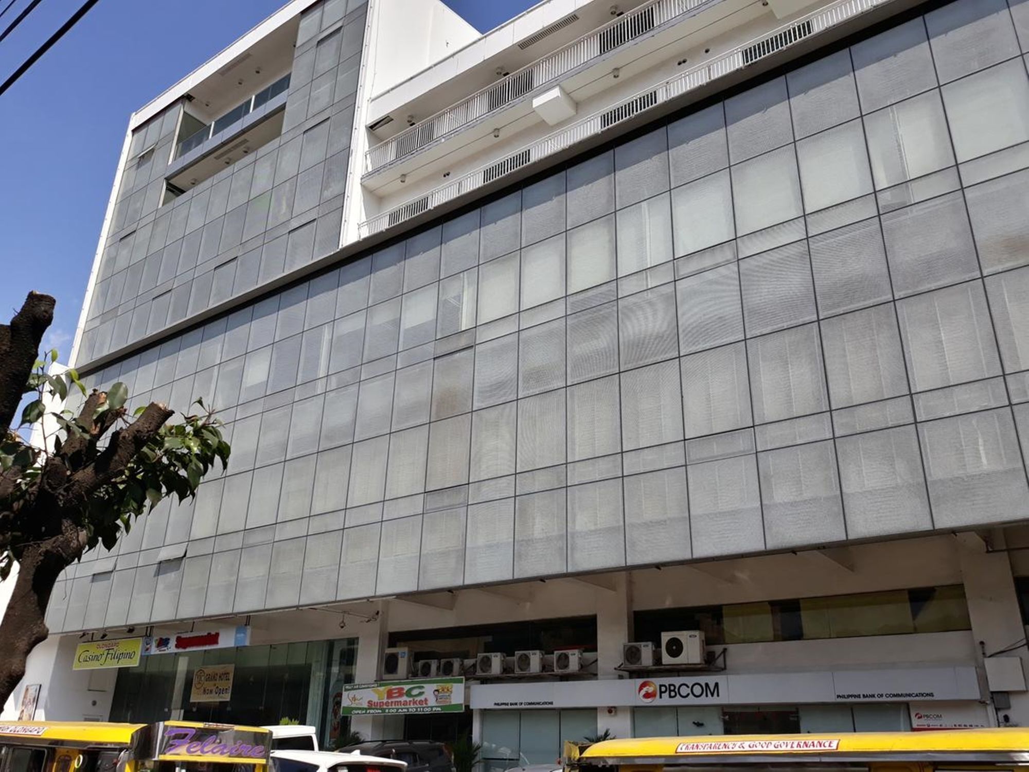 Ybc Grand Hotel Olongapo Exterior photo